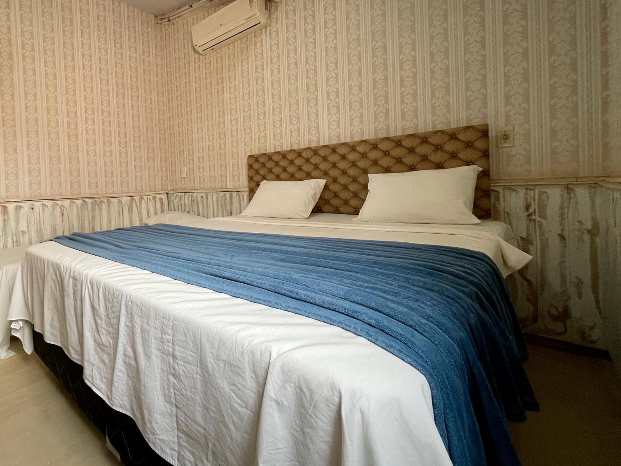 Ranchos 30 Hotel Fazenda Hidrolandia  外观 照片