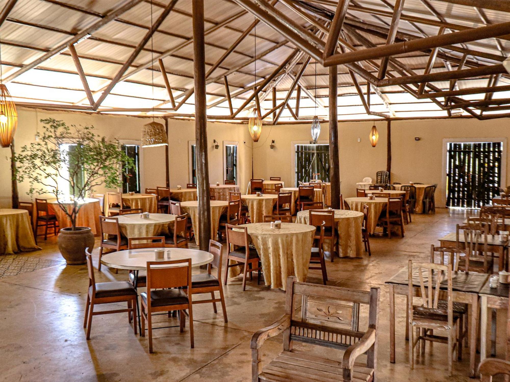 Ranchos 30 Hotel Fazenda Hidrolandia  外观 照片