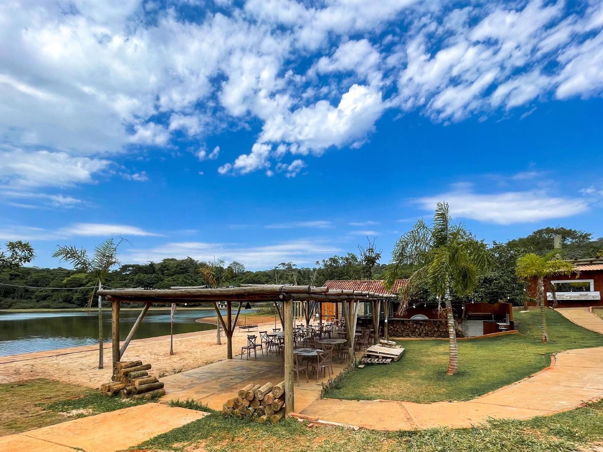 Ranchos 30 Hotel Fazenda Hidrolandia  外观 照片