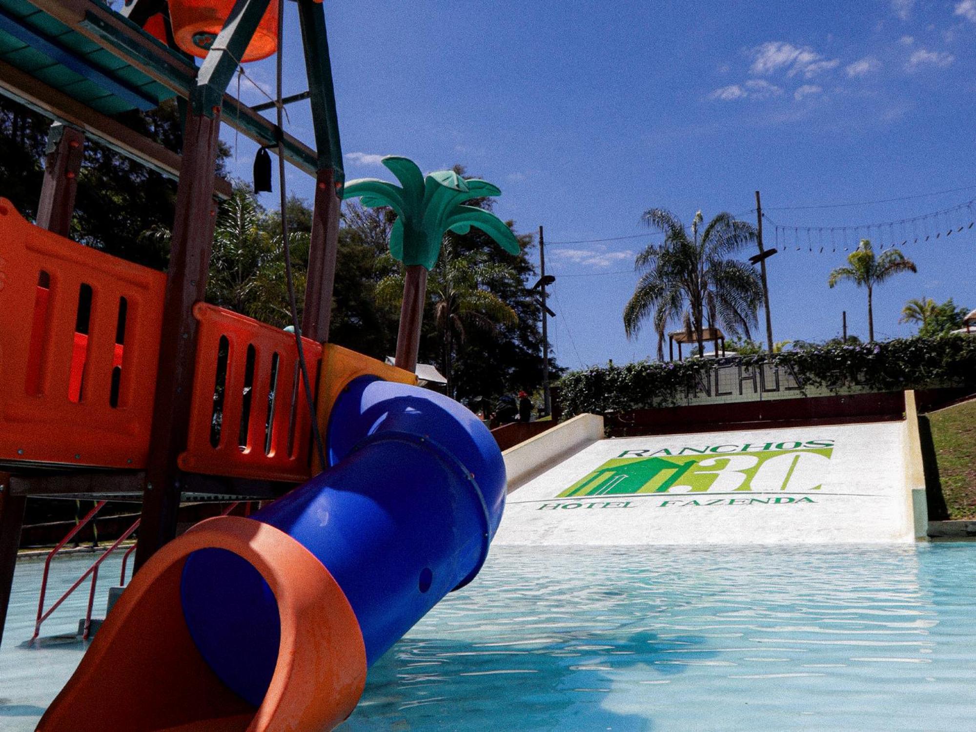 Ranchos 30 Hotel Fazenda Hidrolandia  外观 照片